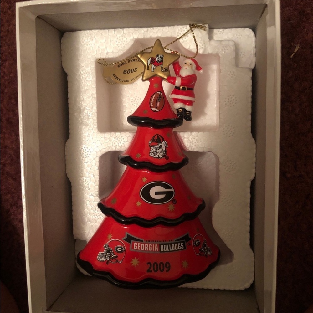 Danbury Mint Georgia Bulldogs Red Holiday Ornament
